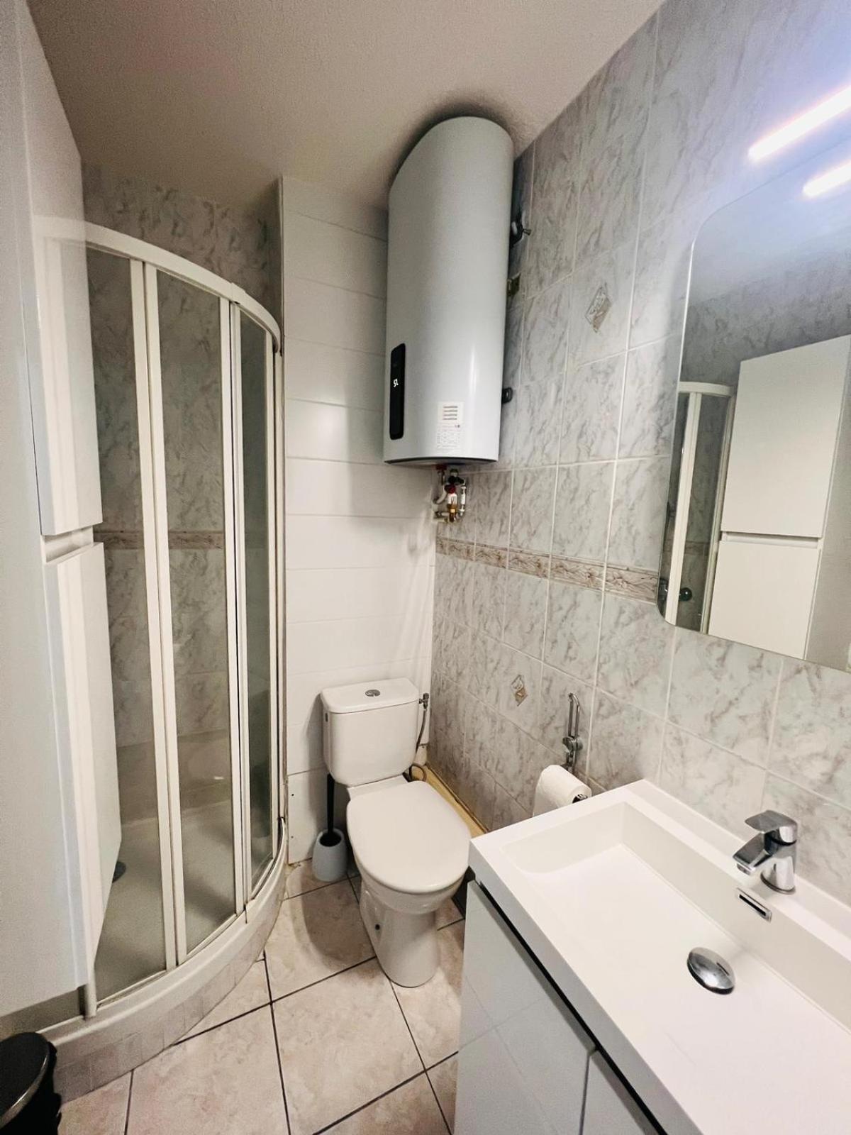Les Appartements De Lina By Lg Immo - Self Check-In - Ла Гранде-Моте Екстериор снимка